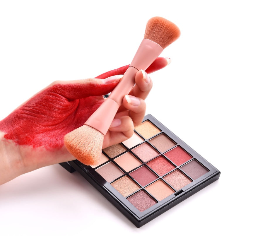 Dual-ended eyebrow and eyelash grooming brush