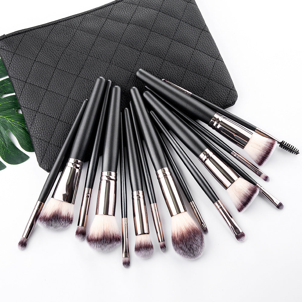 Professional cosmetic brushes with soft nylon bristles