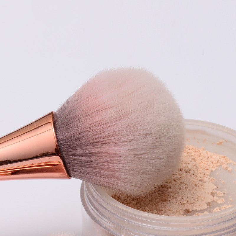 Professional foundation brush with soft synthetic bristles