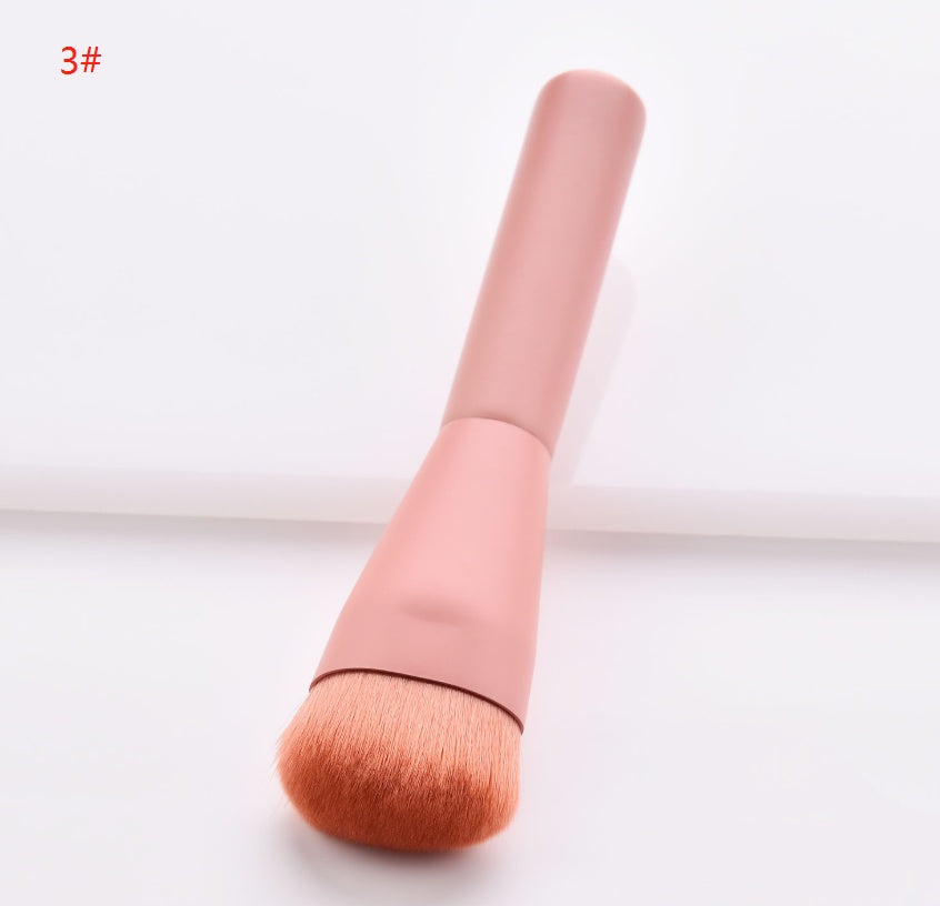 Soft nylon makeup brushes suitable for all skin types